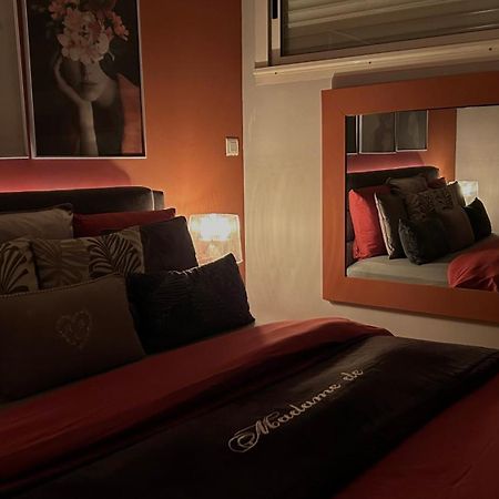 Bienvenue Chez Maxime Appartement Saint-Denis Buitenkant foto