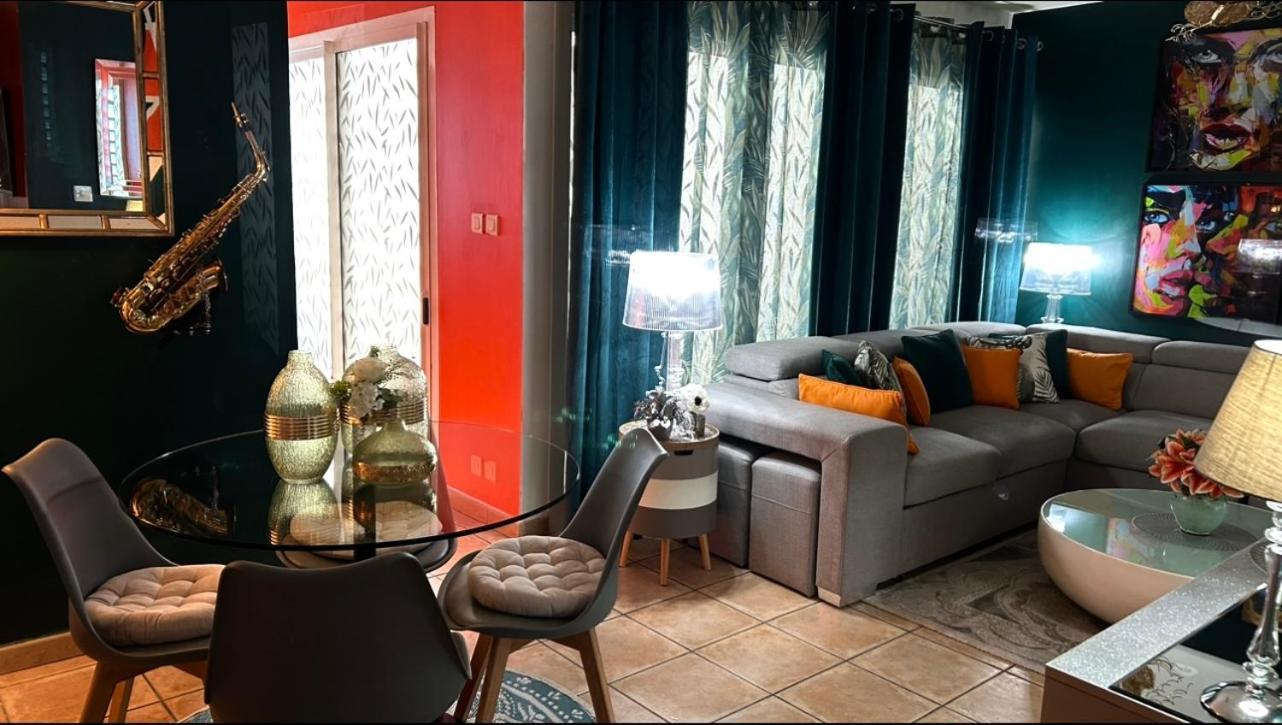 Bienvenue Chez Maxime Appartement Saint-Denis Buitenkant foto